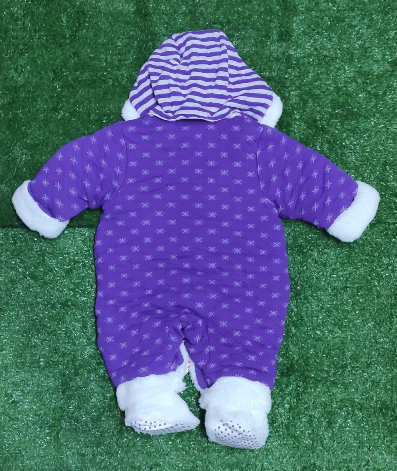 Full Body Baby Romper with Hoodie | Full Sleeves | Soft & Warm | Art No. CM0127