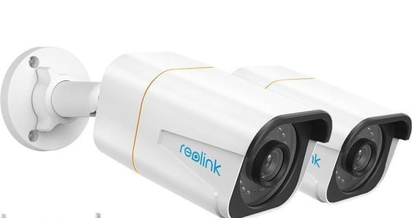 Reolink B5k is a 10MP (Megapixel) Ultra HD PoE (Power over Ethernet) security camera that works with only a Reolink NVR system (without box)